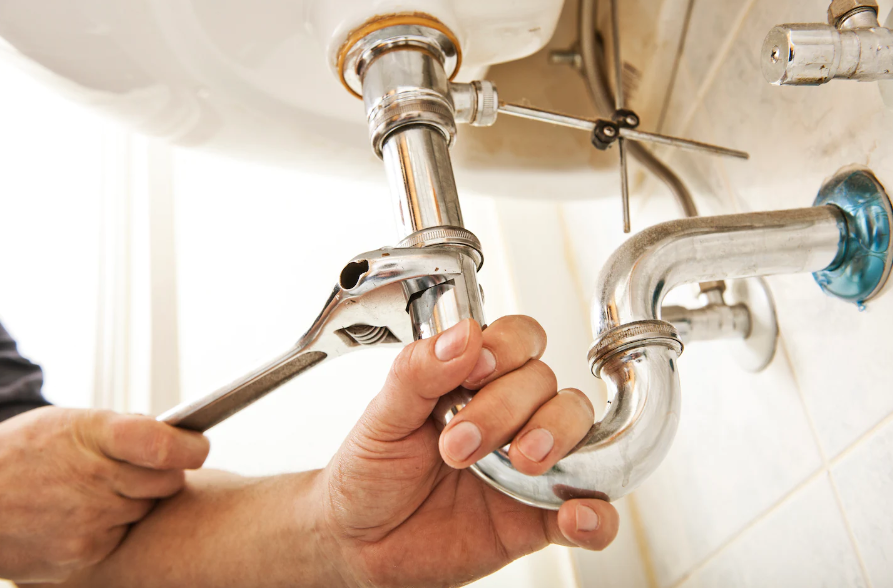 plumber in Coolangatta